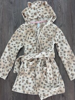 Justice Little girls Leopard Fleece Robe size 8